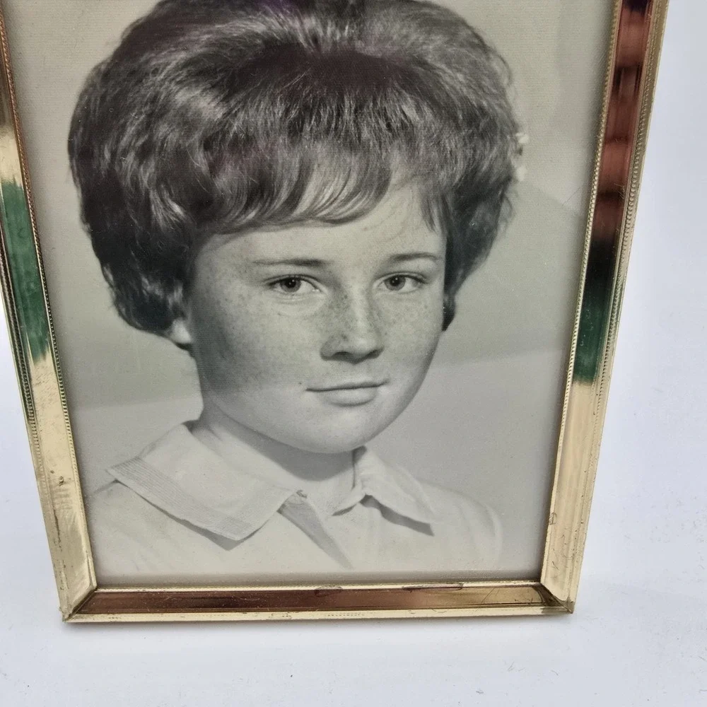 MCM‎ Brass/Gold Tone Metal Picture Frames With Photo Of Girl With Big Hair